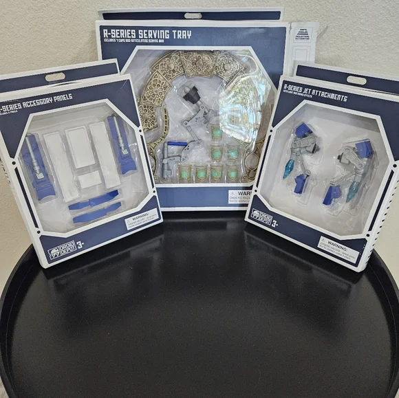 Disney World R2D2 set, with backpack - Picture 2 of 7